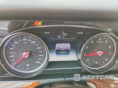 Zdjęcie 9 z 12 samochodu: 2017 MERCEDES-BENZ E 300 4MATIC VIN:WDDZF4KB9HA217991 - miniatura