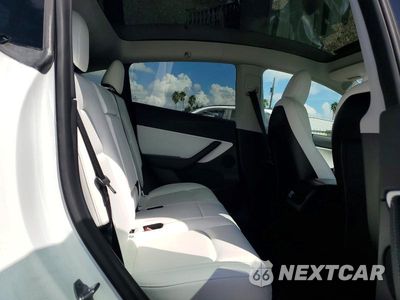 Zdjęcie 10 z 12 samochodu: 2021 TESLA MODEL Y VIN:5YJYGDEE2MF256321 - miniatura
