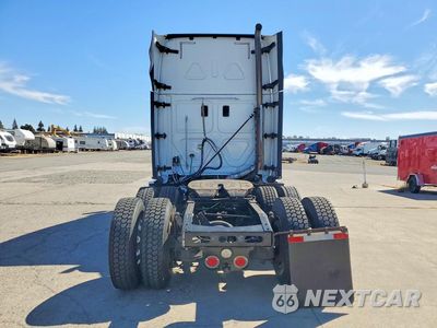 Zdjęcie 6 z 14 samochodu: 2014 FREIGHTLINER CASCADIA SEMI TRUCK VIN:3AKJGLD52ESFV9322 - miniatura