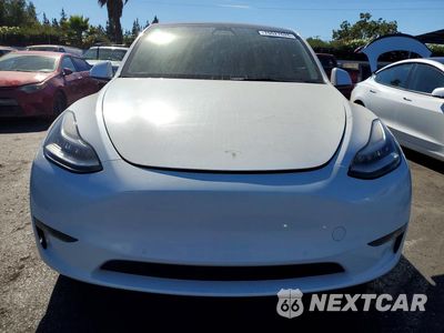 Piąte zdjęcie samochodu w środku: 2020 TESLA MODEL Y VIN:5YJYGDEF1LF033694 - miniatura
