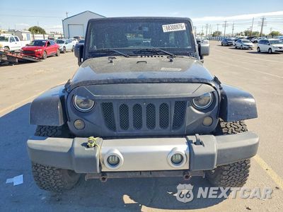 Piąte zdjęcie samochodu w środku: 2013 JEEP WRANGLER UNLIMITED SAHARA VIN:1C4BJWEG2DL640665 - miniatura