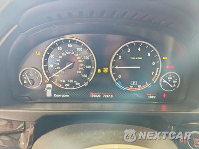 Zdjęcie 9 z 13 samochodu: 2016 BMW X5 SDRIVE35I VIN:5UXKR2C51G0R70286 - miniatura