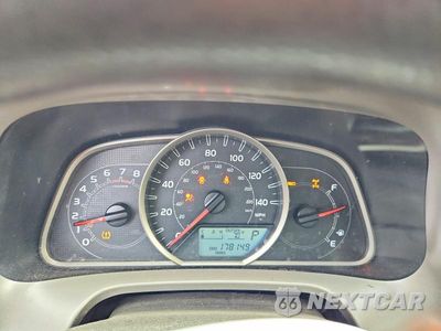 Zdjęcie 9 z 12 samochodu: 2013 TOYOTA RAV4 XLE VIN:JTMRFREV2D5027059 - miniatura