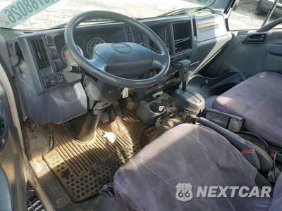 Zdjęcie 8 z 13 samochodu: 2015 ISUZU NQR DUMP TRUCK VIN:JALE5W166F7902308 - miniatura