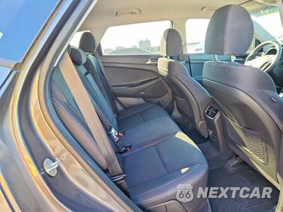 Zdjęcie 10 z 12 samochodu: 2019 HYUNDAI TUCSON SPORT VIN:KM8J33AL2KU042246 - miniatura