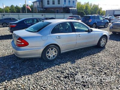 Trzecie zdjęcie samochodu z tyłu: 2005 MERCEDES-BENZ E 320 4MATIC VIN:WDBUF82J45X174591 - miniatura