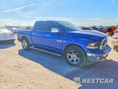 Czwarte zdjęcie samochodu z boku: 2018 RAM 1500 SLT VIN:1C6RR6LTXJS171096 - miniatura