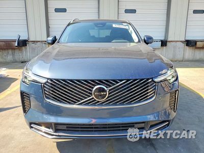 Piąte zdjęcie samochodu w środku: 2025 VOLVO XC90 PLUS VIN:YV4062PB9S1368429 - miniatura