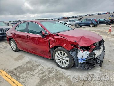 Czwarte zdjęcie samochodu z boku: 2019 TOYOTA CAMRY LE VIN:4T1B11HK3KU747326 - miniatura
