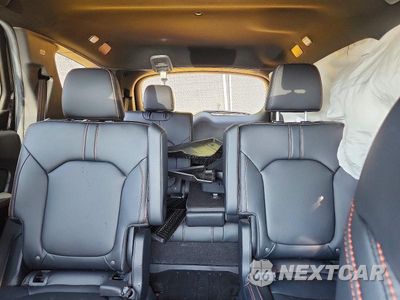 Zdjęcie 10 z 13 samochodu: 2025 HONDA PILOT TRAILSPORT VIN:5FNYG1H66SB053996 - miniatura