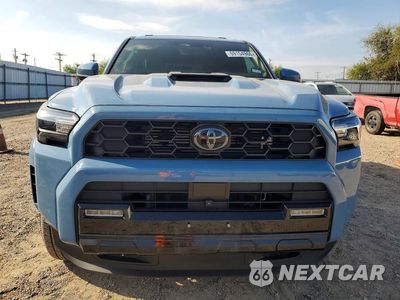 Piąte zdjęcie samochodu w środku: 2025 TOYOTA 4RUNNER TRD SPORT PREMIUM VIN:JTEVA5BR3S5058195 - miniatura