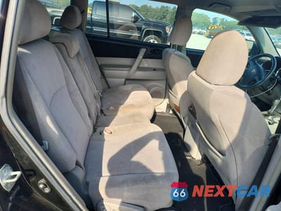 Zdjęcie 11 z 13 samochodu: 2012 TOYOTA HIGHLANDER BASE VIN:5TDZA3EH9CS023900 - miniatura
