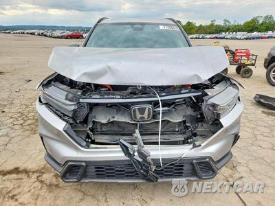 Piąte zdjęcie samochodu w środku: 2023 HONDA CR-V SPORT VIN:2HKRS6H52PH817312 - miniatura
