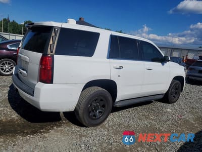 Trzecie zdjęcie samochodu z tyłu: 2018 CHEVROLET TAHOE POLICE VIN:1GNLCDEC7JR229262 - miniatura