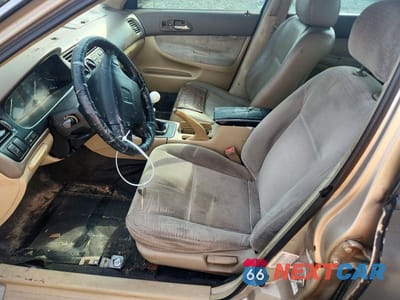 Zdjęcie 7 z 12 samochodu: 1995 HONDA ACCORD LX VIN:1HGCD5538SA044151 - miniatura