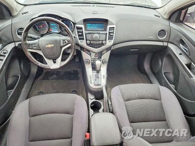 Zdjęcie 8 z 12 samochodu: 2014 CHEVROLET CRUZE LT VIN:1G1PC5SB8E7311376 - miniatura