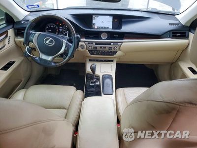 Zdjęcie 8 z 13 samochodu: 2015 LEXUS ES 350 VIN:JTHBK1GG5F2182334 - miniatura