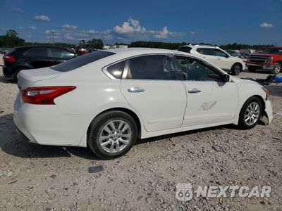 Trzecie zdjęcie samochodu z tyłu: 2016 NISSAN ALTIMA 2.5 S VIN:1N4AL3AP8GN347037 - miniatura