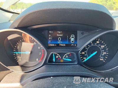 Zdjęcie 9 z 13 samochodu: 2017 FORD ESCAPE SE VIN:1FMCU9G92HUA08322 - miniatura