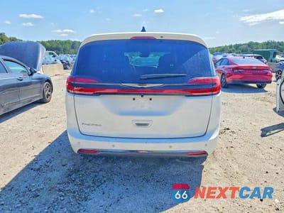Zdjęcie 6 z 13 samochodu: 2026 CHRYSLER PACIFICA SELECT VIN:2C4RC1BG6TR162899 - miniatura