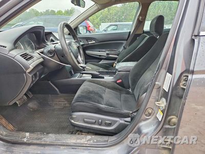 Zdjęcie 7 z 13 samochodu: 2010 HONDA ACCORD EX VIN:1HGCP3F7XAA029663 - miniatura