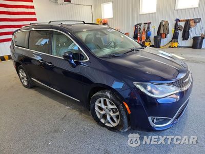 Czwarte zdjęcie samochodu z boku: 2019 CHRYSLER PACIFICA TOURING L VIN:2C4RC1BG5KR749058 - miniatura