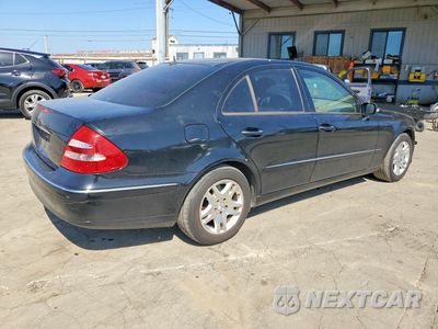 Trzecie zdjęcie samochodu z tyłu: 2004 MERCEDES-BENZ E 320 VIN:WDBUF65J24A530022 - miniatura