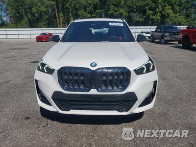 Piąte zdjęcie samochodu w środku: 2025 BMW X1 XDRIVE28I VIN:WBX73EF06S5176926 - miniatura