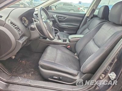 Zdjęcie 7 z 12 samochodu: 2016 NISSAN ALTIMA 2.5 S VIN:1N4AL3AP5GC242984 - miniatura