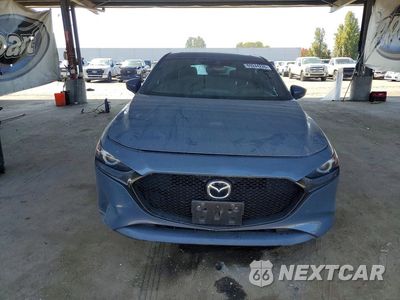 Piąte zdjęcie samochodu w środku: 2019 MAZDA 3 PREMIUM VIN:JM1BPANMXK1132024 - miniatura