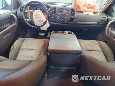 Zdjęcie 8 z 12 samochodu: 2010 CHEVROLET SILVERADO K1500 LT VIN:3GCRKSE38AG227997 - miniatura