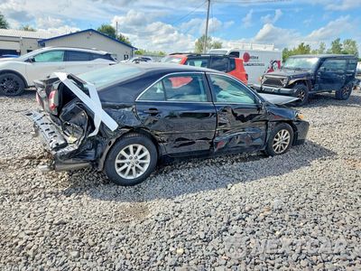 Trzecie zdjęcie samochodu z tyłu: 2011 TOYOTA CAMRY LE VIN:4T1BK3EK9BU118165 - miniatura