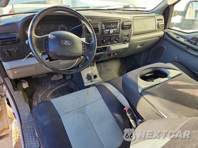 Zdjęcie 8 z 12 samochodu: 2005 FORD F250 SUPER DUTY VIN:1FTSX21P15EC08135 - miniatura