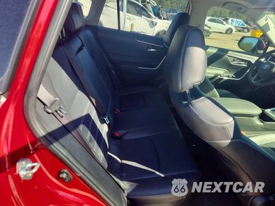 Zdjęcie 10 z 12 samochodu: 2025 TOYOTA RAV4 XLE PREMIUM VIN:JTMB6RFV3SD156544 - miniatura