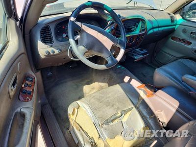 Zdjęcie 8 z 12 samochodu: 2001 TOYOTA TUNDRA ACCESS CAB LIMITED VIN:5TBRT38151S182394 - miniatura