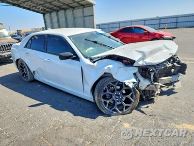 Czwarte zdjęcie samochodu z boku: 2019 CHRYSLER 300 TOURING VIN:2C3CCAAG0KH667143 - miniatura