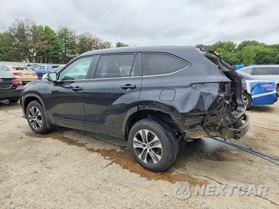 Drugie zdjęcie samochodu z przodu: 2023 TOYOTA HIGHLANDER XLE VIN:5TDKDRBH2PS041581 - miniatura