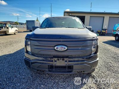 Piąte zdjęcie samochodu w środku: 2023 FORD F150 LIGHTNING PRO VIN:1FTVW1EL6PWG01529 - miniatura