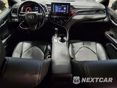 Zdjęcie 8 z 13 samochodu: 2023 TOYOTA CAMRY SE VIN:4T1T11AK4PU769499 - miniatura
