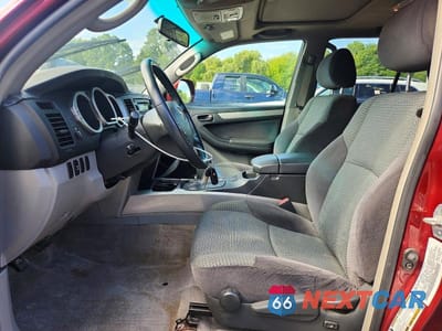 Zdjęcie 7 z 13 samochodu: 2005 TOYOTA 4RUNNER SPORT EDITION VIN:JTEBU14R658048280 - miniatura