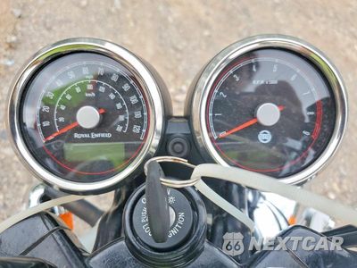 Zdjęcie 7 z 9 samochodu: 2023 ROYAL ENFIELD MOTORS INT 650 VIN:ME3FPN471PK702958 - miniatura