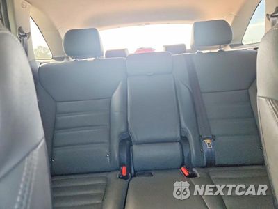 Zdjęcie 10 z 13 samochodu: 2016 KIA SORENTO EX VIN:5XYPH4A53GG088832 - miniatura
