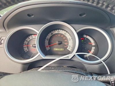 Zdjęcie 9 z 13 samochodu: 2013 TOYOTA TACOMA V6 VIN:5TFLU4EN2DX079522 - miniatura