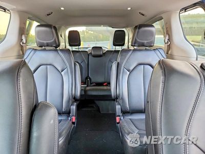 Zdjęcie 10 z 13 samochodu: 2024 CHRYSLER PACIFICA TOURING L VIN:2C4RC1BG3RR204146 - miniatura