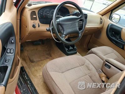 Zdjęcie 8 z 12 samochodu: 1996 MAZDA B4000 VIN:4F4CR13X4TTM11252 - miniatura