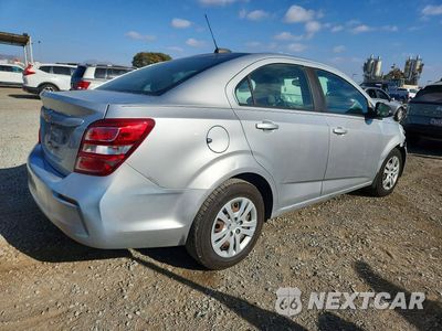 Trzecie zdjęcie samochodu z tyłu: 2017 CHEVROLET SONIC LS VIN:1G1JB5SH0H4135622 - miniatura