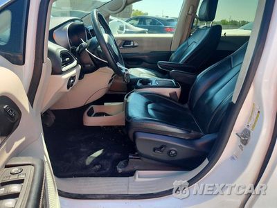 Zdjęcie 7 z 13 samochodu: 2022 CHRYSLER PACIFICA TOURING L VIN:2C4RC1BG6NR168897 - miniatura