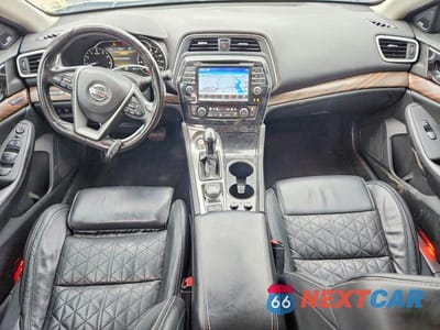 Zdjęcie 8 z 12 samochodu: 2017 NISSAN MAXIMA PLATINUM VIN:1N4AA6AP1HC422147 - miniatura