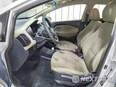 Zdjęcie 7 z 12 samochodu: 2017 KIA RIO LX VIN:KNADM4A37H6028048 - miniatura