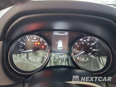 Zdjęcie 9 z 13 samochodu: 2017 NISSAN ROGUE SL VIN:JN8AT2MT4HW404105 - miniatura